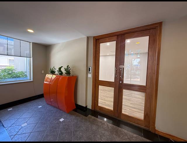 381M² OFFICE TO LET IN KILLARNEY